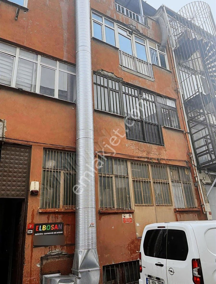 Terazidere Sanayi Bölgesinde Kiralık 270 M2 İş Yeri - Görsel 10