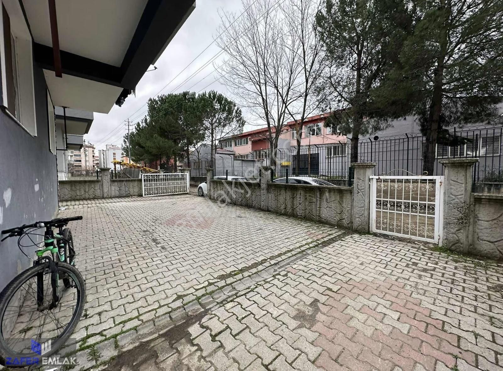 Zafer Emlak'tan Satılık 3+1 Daire