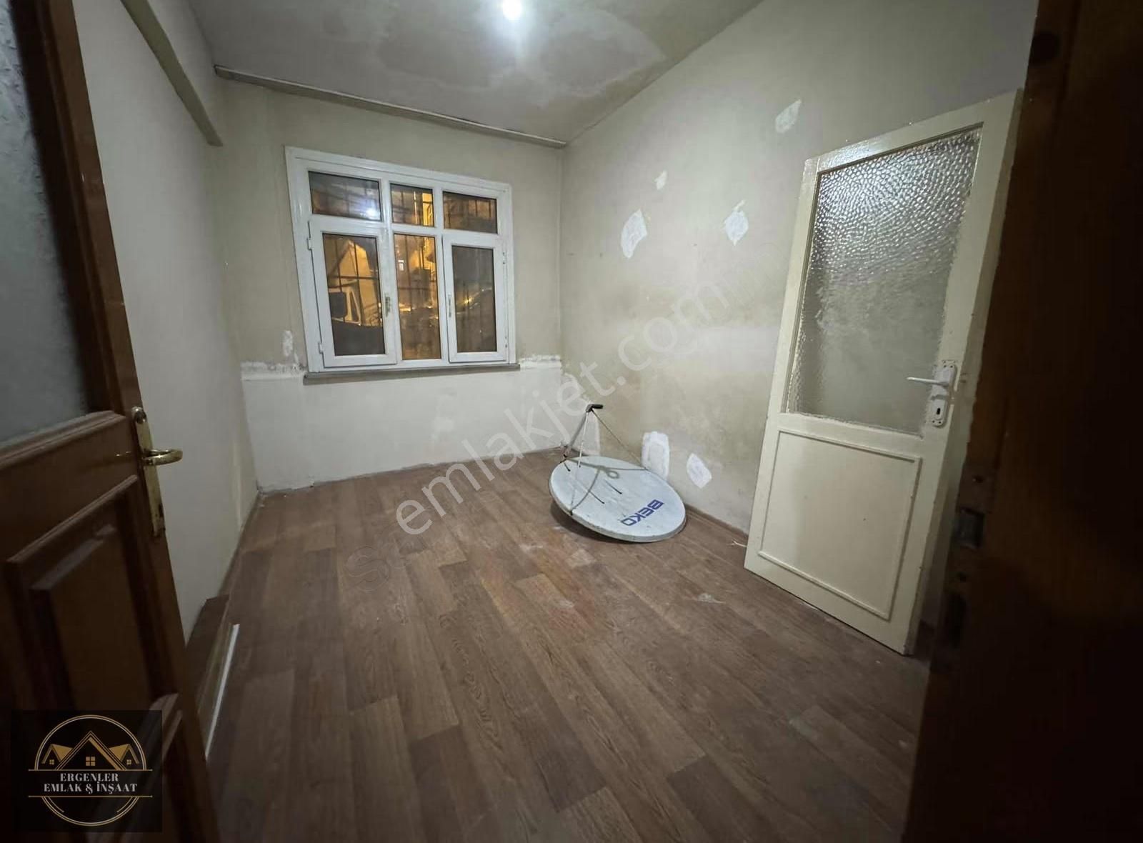 Ergenler Emlak'dan Yüzyıl Kışla'da Kiralık Giriş Kat - Görsel 3