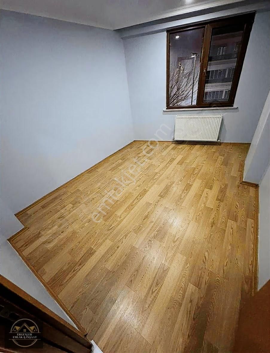 Ergenler Emlak Esenler Oruçreis 2+1 Krediye Uygun Ara Kat Daire' - Görsel 9