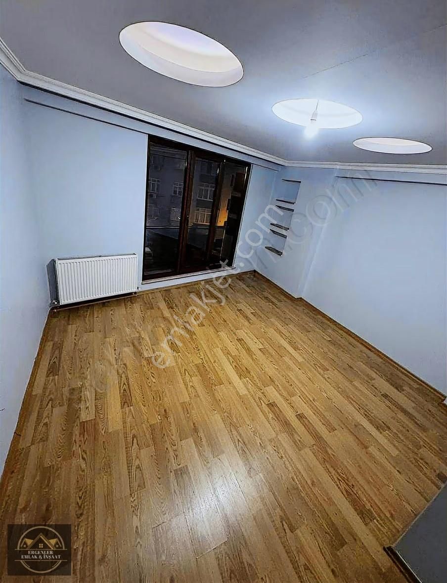 Ergenler Emlak Esenler Oruçreis 2+1 Krediye Uygun Ara Kat Daire' - Görsel 5