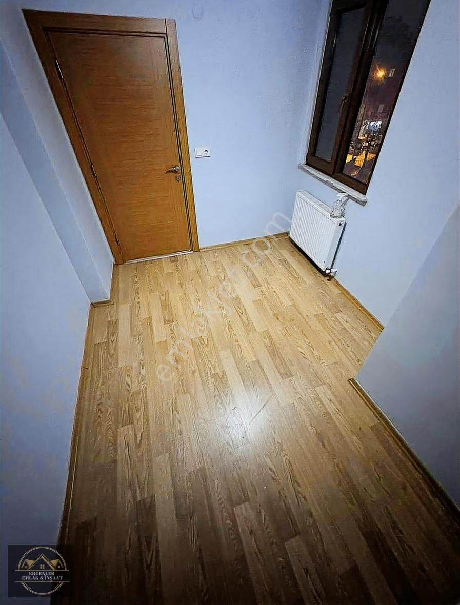 Ergenler Emlak Esenler Oruçreis 2+1 Krediye Uygun Ara Kat Daire' - Görsel 2