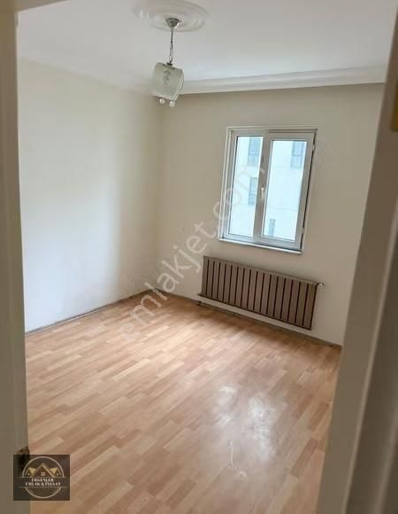 Ergenler Emlak'dan Bağcılar Bağlar'dan 3+1 Kiralık Daire - Görsel 3