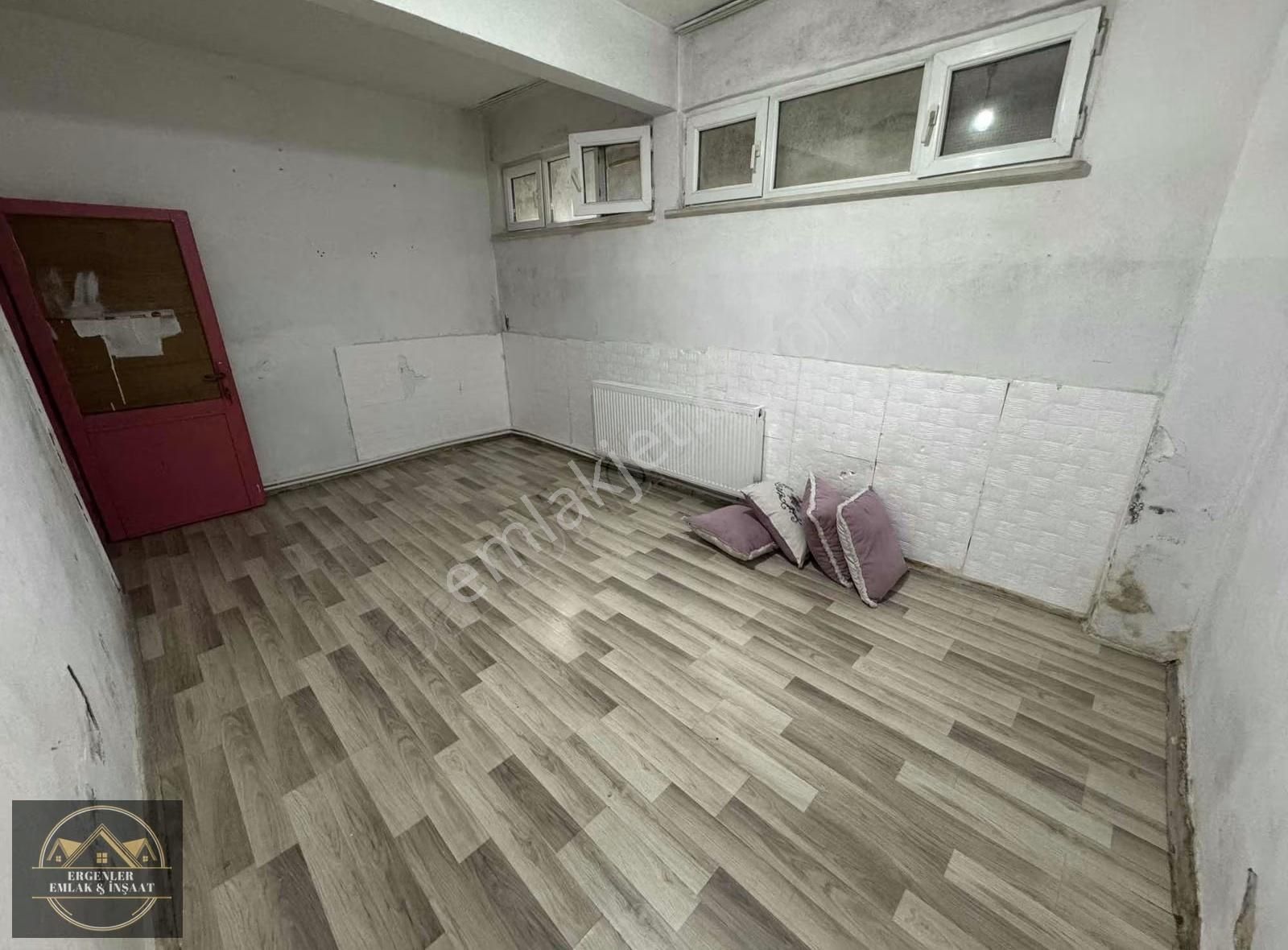 Esenler Kemerde Merkezi Konumda Kiralık Bahçe Katı - Görsel 3