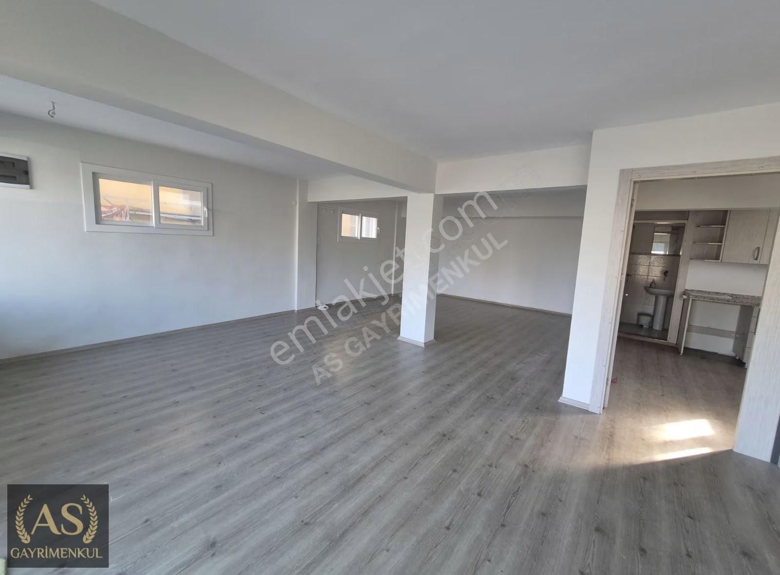 As Gyd...urla Zeytinalanı Ana Yol Üzeri 70m² Kiralık Dükkan - Görsel 6