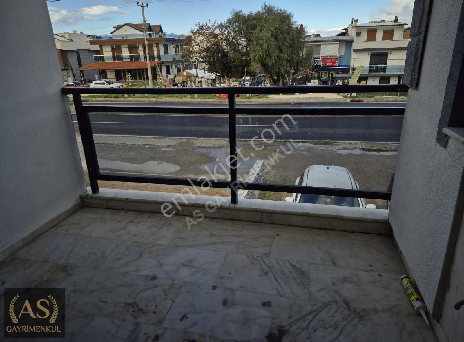 As Gyd... Urla Çamlıçay Cadde Üzerinde 2+1 Daire - Görsel 3