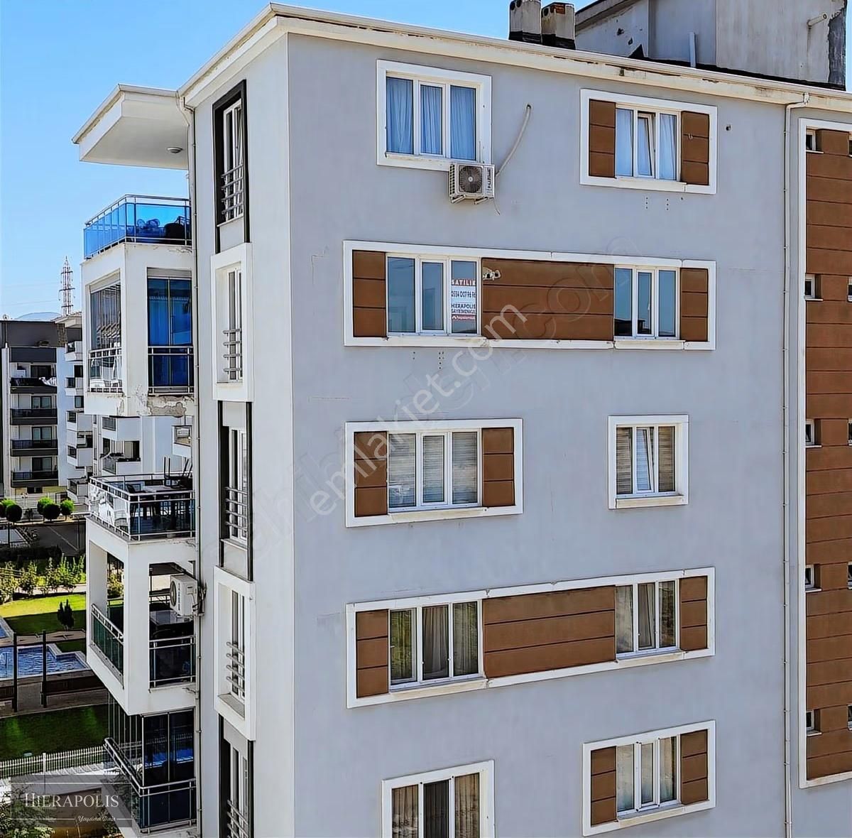 Yenişafak Mahallesi Gül Meydanı Altında 2+1 Arakat Kiralık Daire