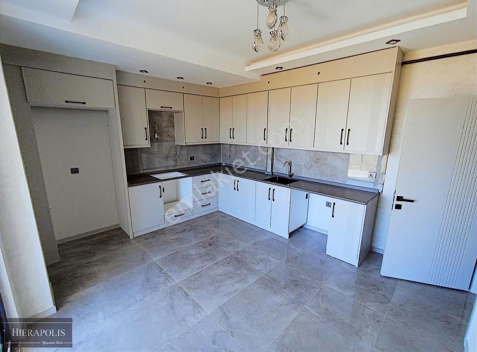 Yenişafak'ta Arakat 3+1 140m² Sıfır Satılık Daire - Görsel 2