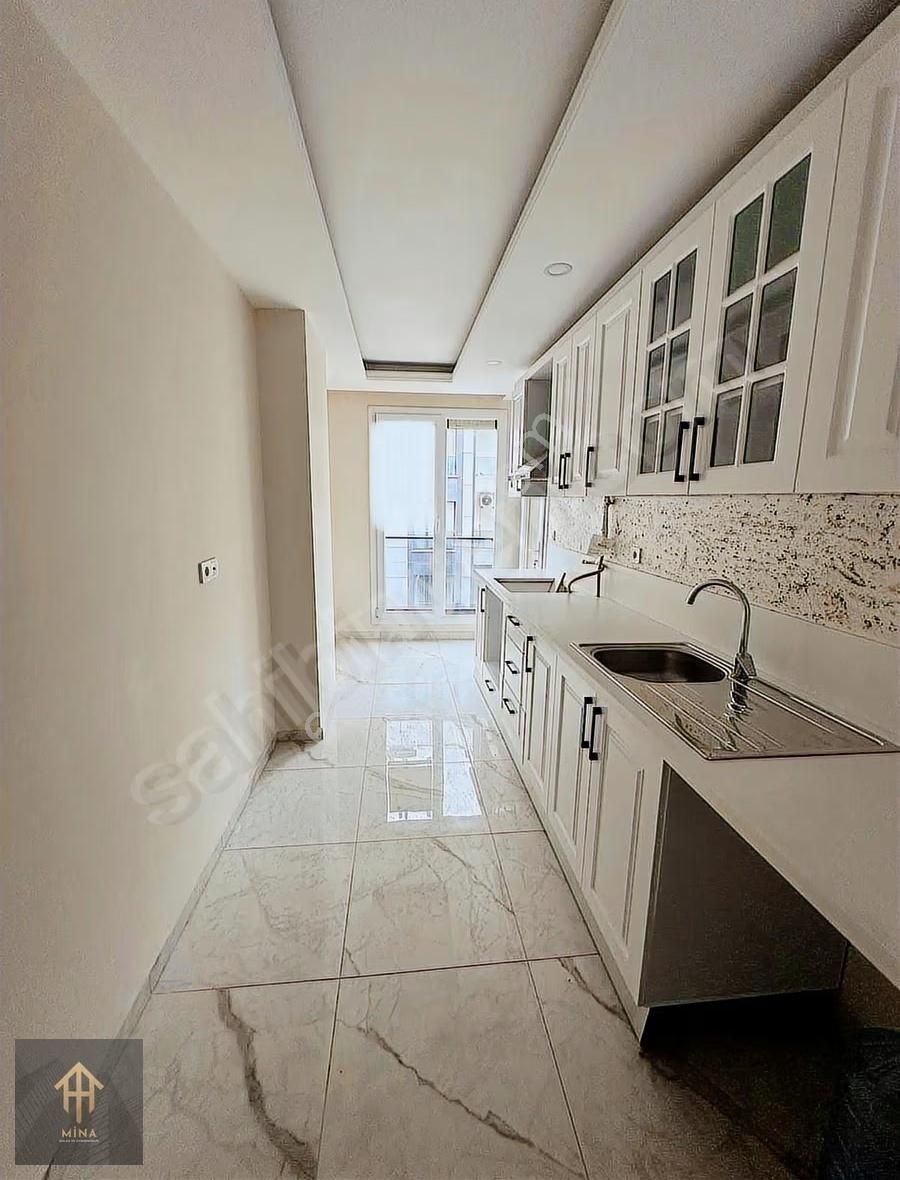 Otoparklı Butik Site İçerisinde Ön Cephe Ara Kat 3+1 - Görsel 20