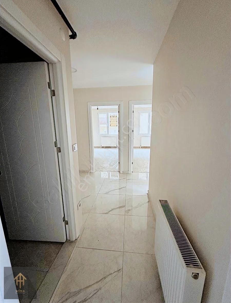 Otoparklı Butik Site İçerisinde Ön Cephe Ara Kat 3+1 - Görsel 21