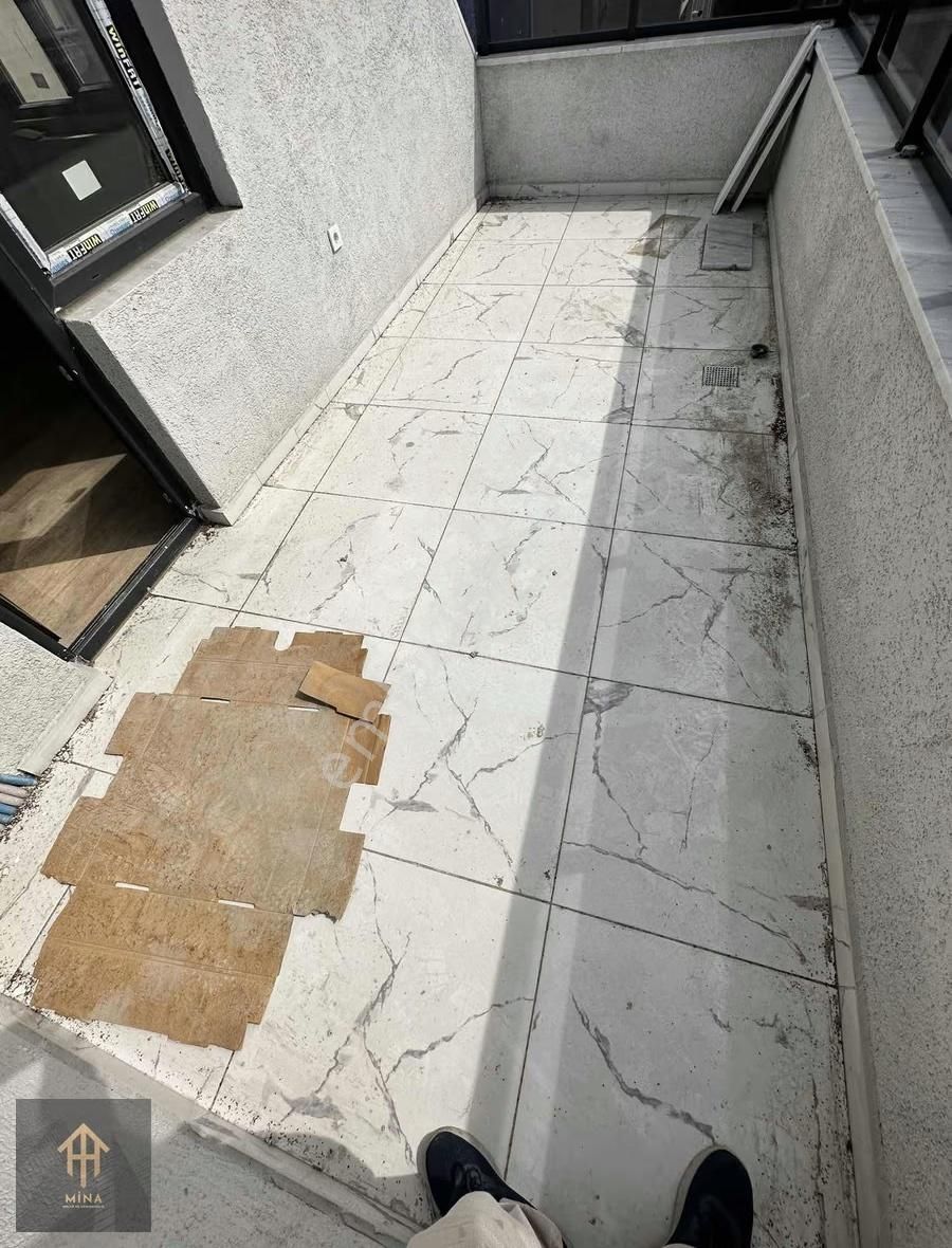 Ön Cephe Metrobüse 1 Dk Mesafede 4+2 Çift Girişli - Görsel 15