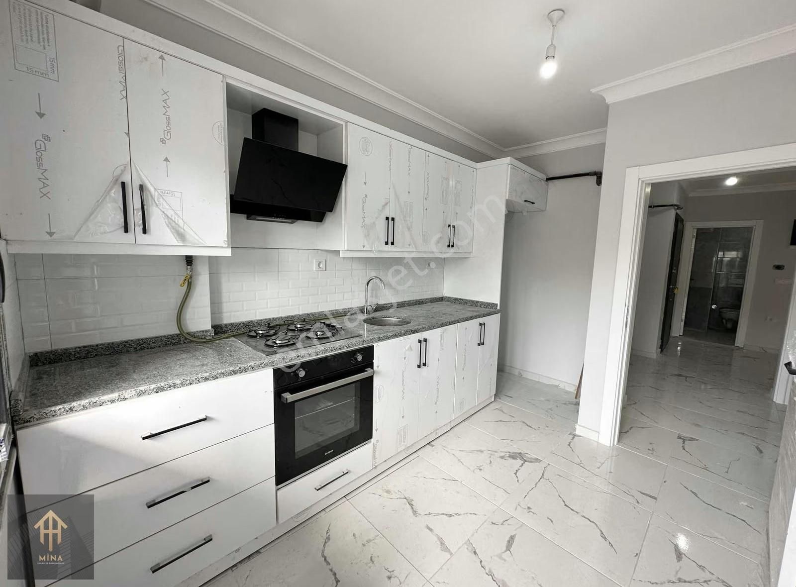 Ön Cephe Metrobüse 1 Dk Mesafede 4+2 Çift Girişli - Görsel 27