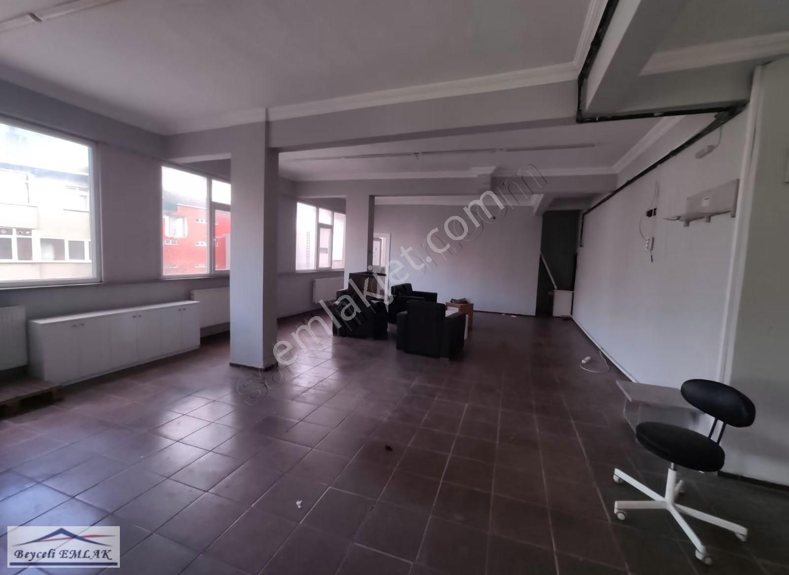 Ferhatpaşa Kiralık İşyeri 220 Metre - Görsel 3