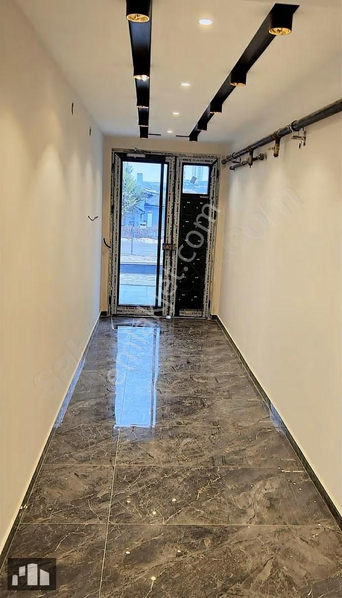 Taşcı Grup Gayrimenkul'den İncek'te Sıfır 1+1 Daire - Görsel 3