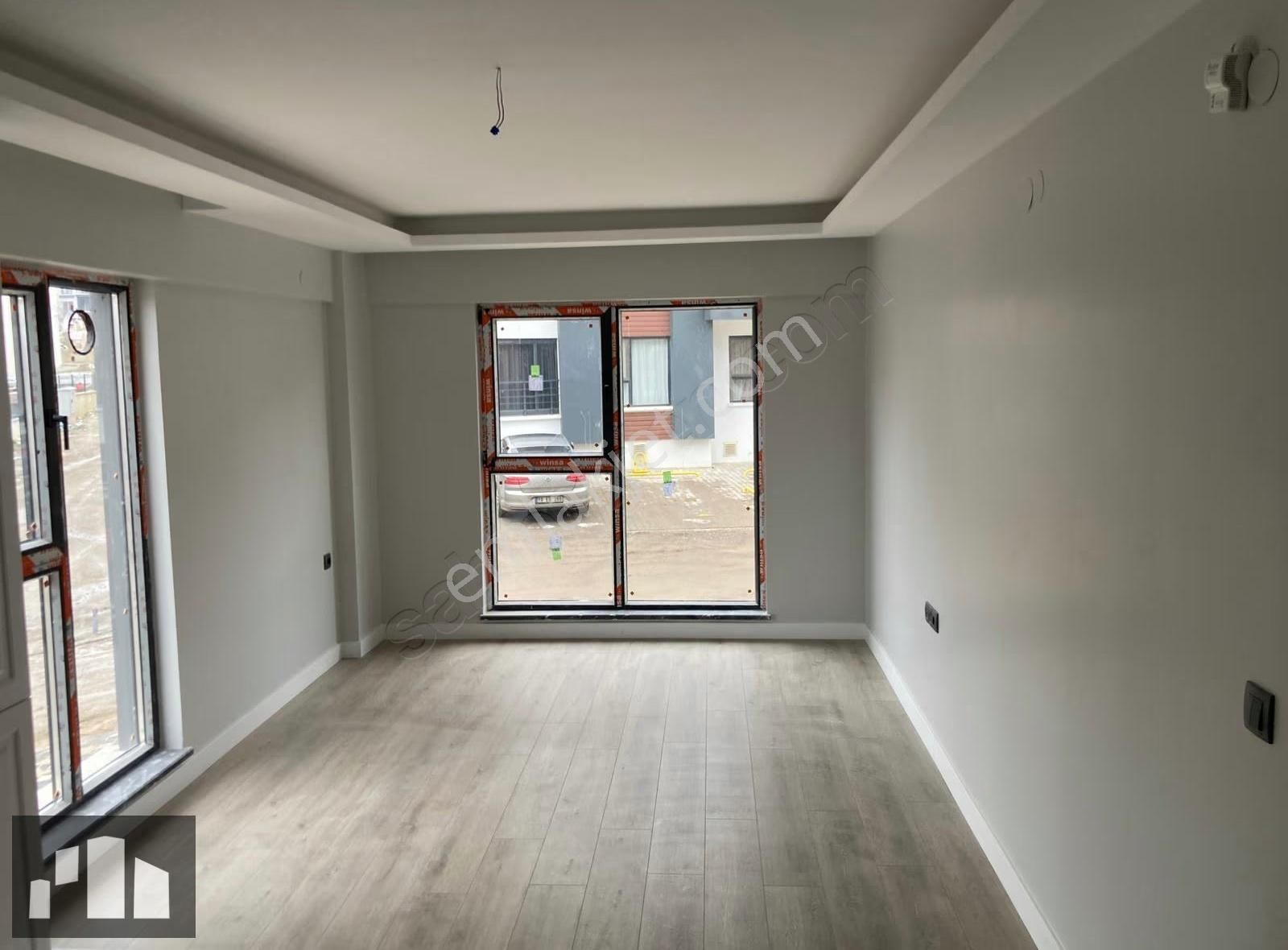 Taşcı Grup Gayrimenkul'den İncek'te Sıfır 1+1 Daire