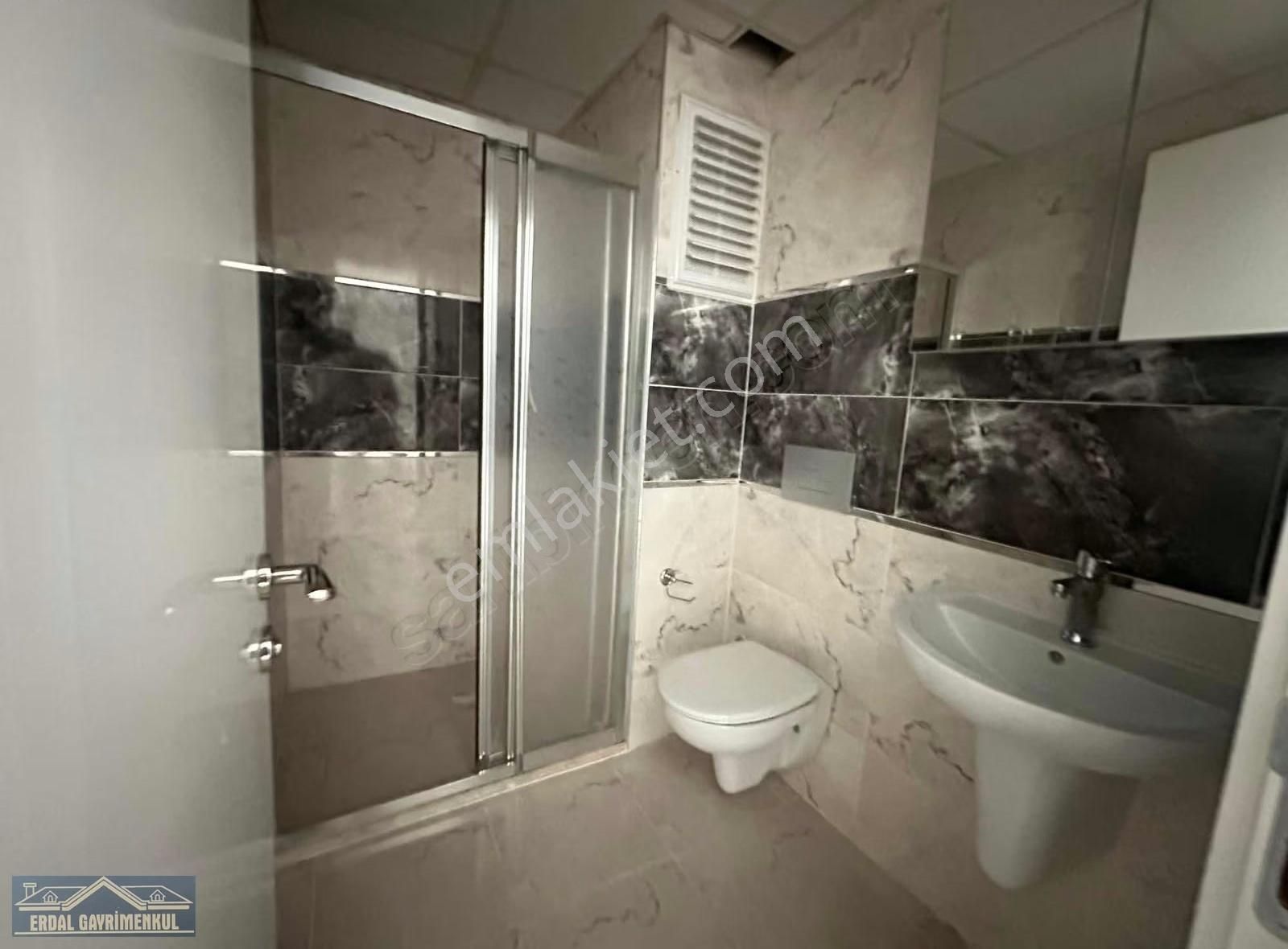 Paü Yakını Satılık 5 Yıllık 2+1 - Görsel 3