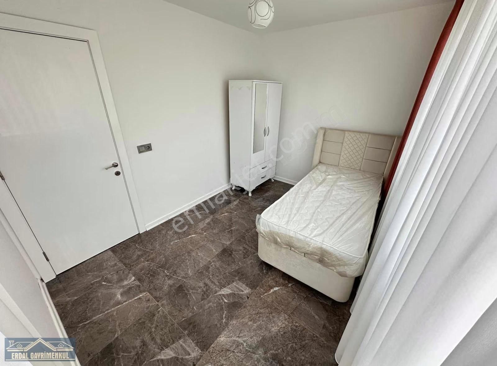 Paü Yakını Satılık 5 Yıllık 2+1 - Görsel 2