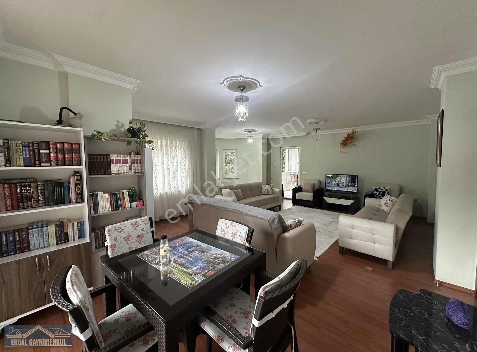 Bağbaşı'nda Harika Konumda Şahane Bir Daire