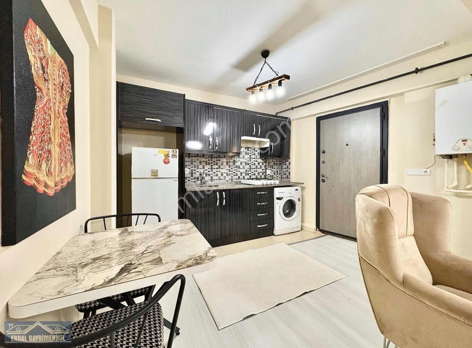 Kampüs'te Kiralık 1+1 Geniş Apart - Görsel 3
