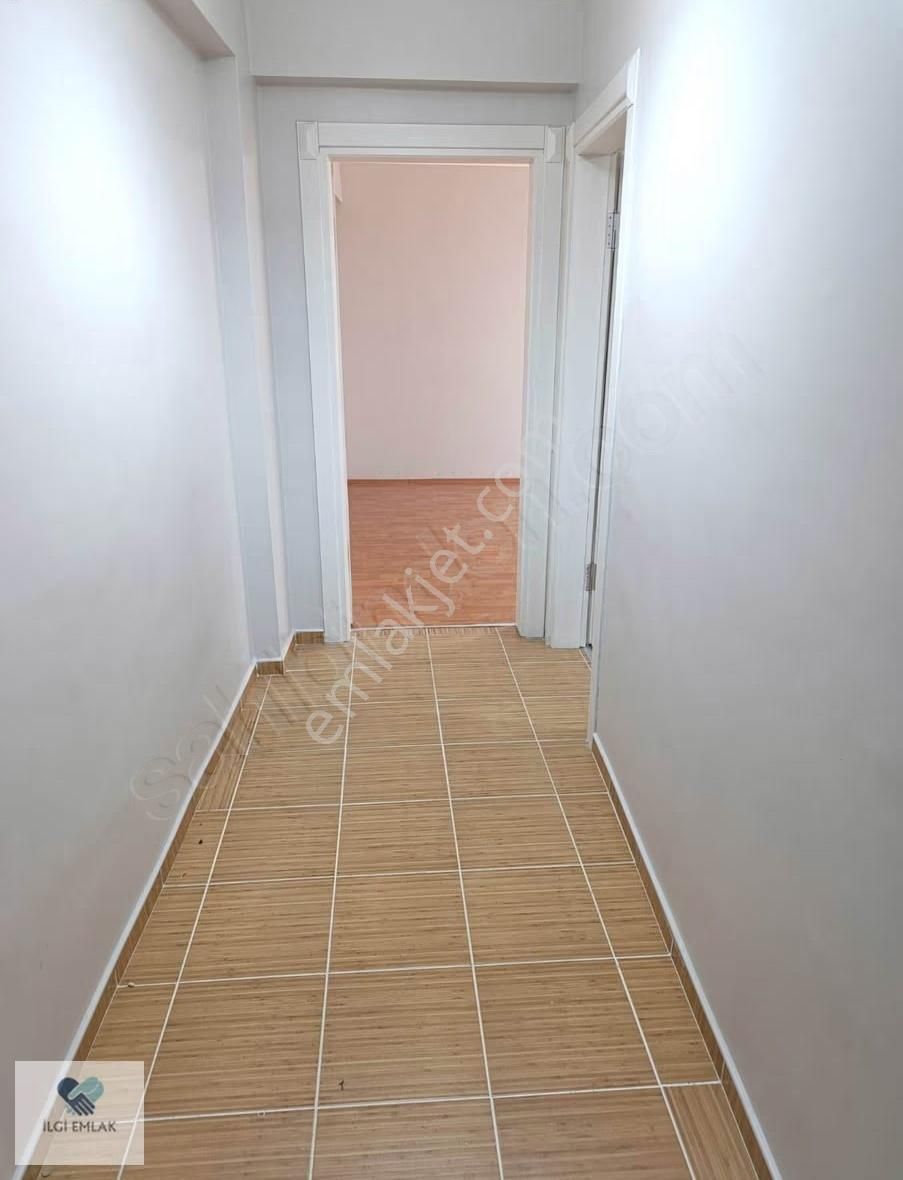 Güngören Güneştepe De 15 Yıllık Ara Katta Asansörlü - Görsel 19