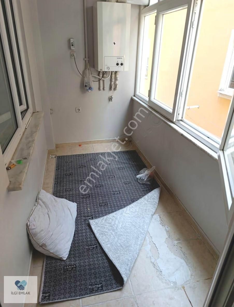 Güngören Güneştepe De 15 Yıllık Ara Katta Asansörlü - Görsel 3