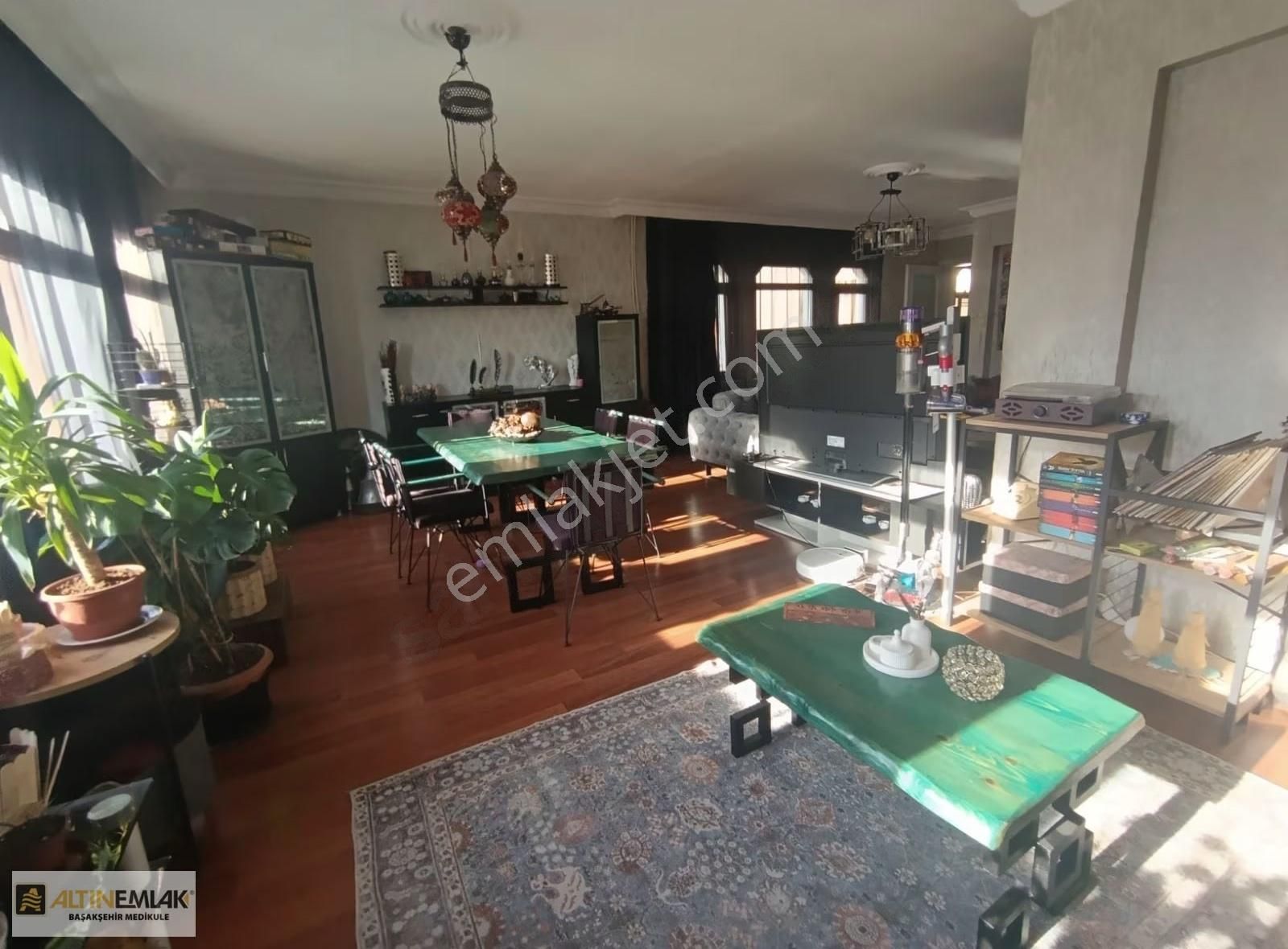 Bakırköyün Kalbinde Deniz Manzalı 5+2 Dubleks