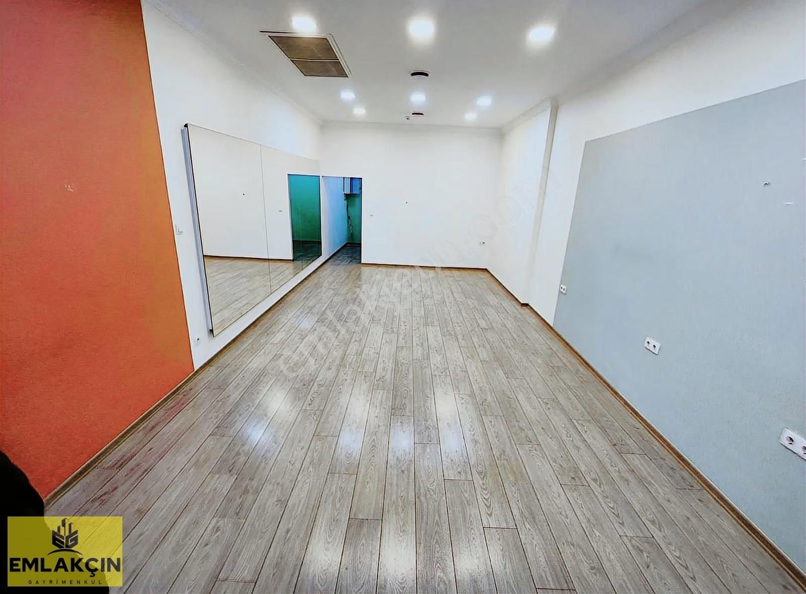 Kayaşehir Cadde Dükkanları Kiralık 55m2 İşyeri Geniş Balkon - Görsel 12