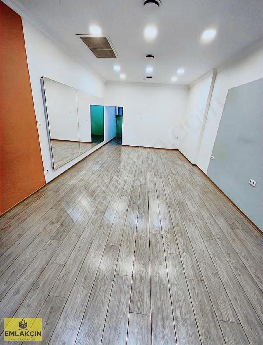 Kayaşehir Cadde Dükkanları Kiralık 55m2 İşyeri Geniş Balkon - Görsel 3