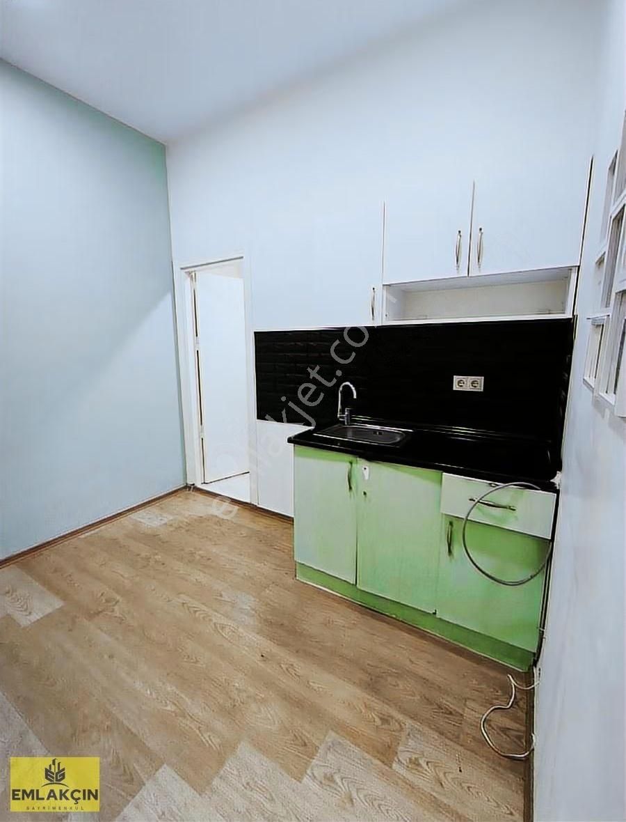 Kayaşehir Cadde Dükkanları Kiralık 55m2 İşyeri Geniş Balkon - Görsel 2