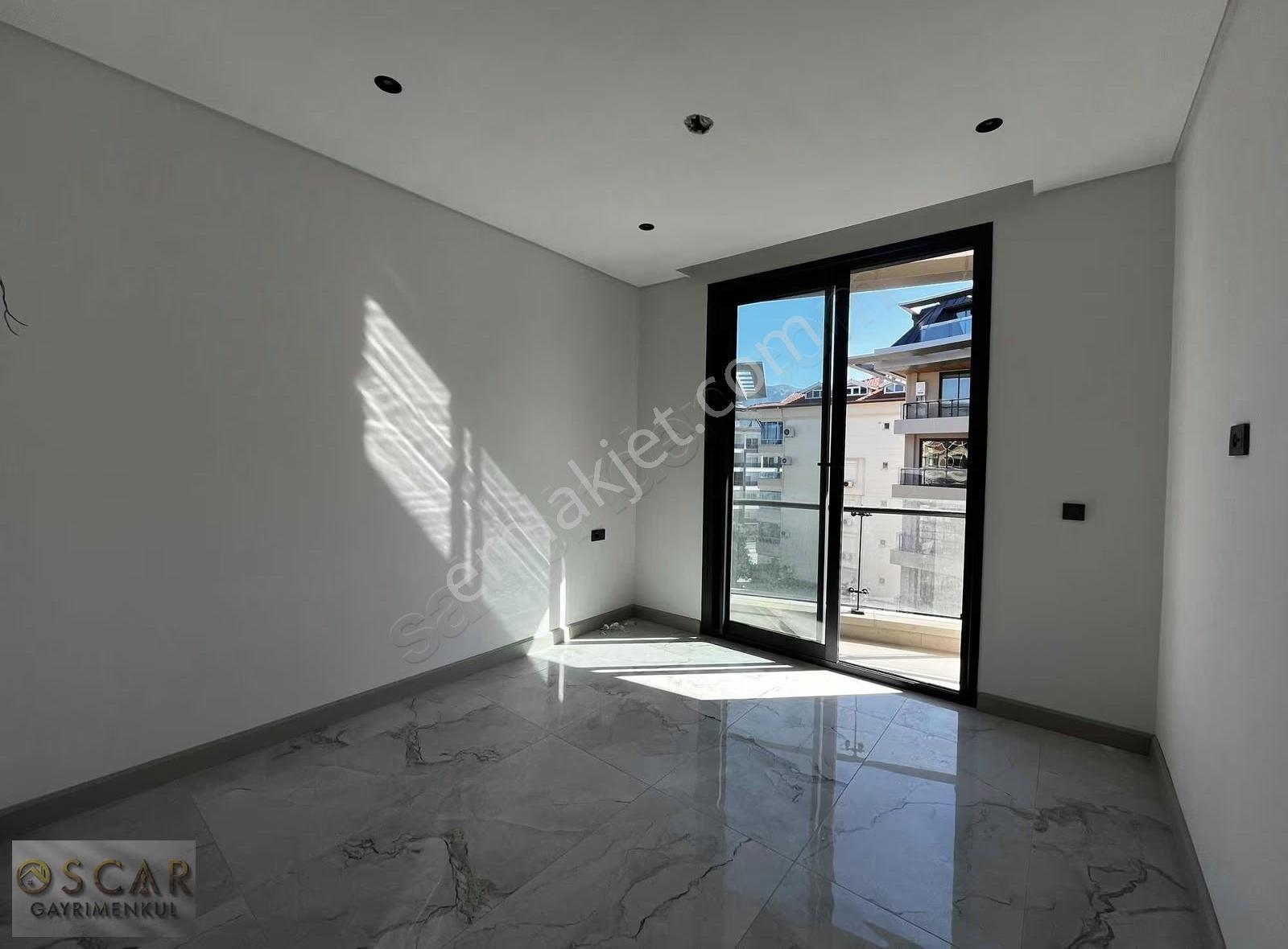 Denize 100 Metre Oba Downtown 2+1 Düz Ayak Muhteşem Daire ! - Görsel 2