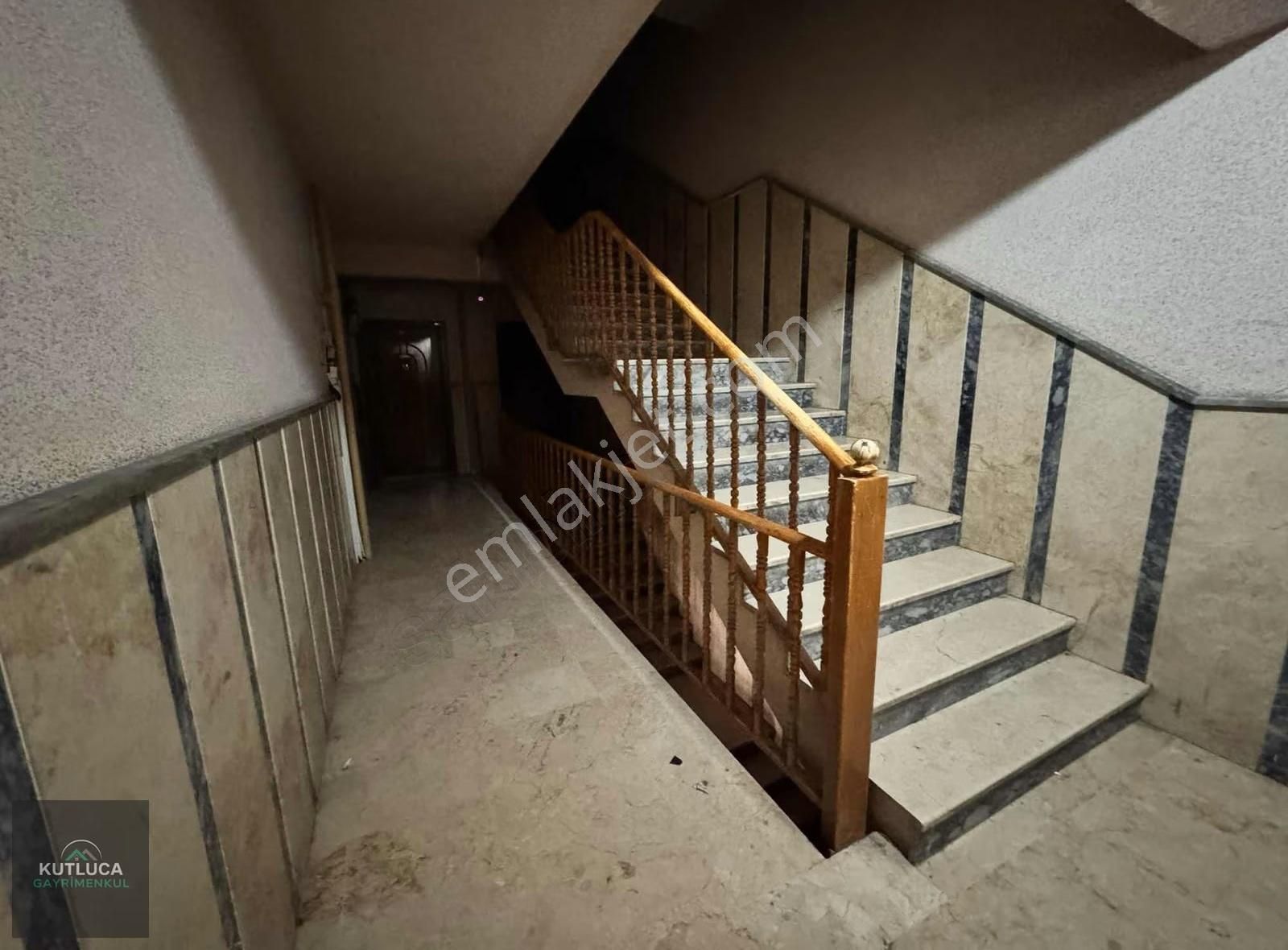 Şehir Hastanesine Yürüme Mesafesinde Orjinal Bağımsız Salon 3+1! - Görsel 12