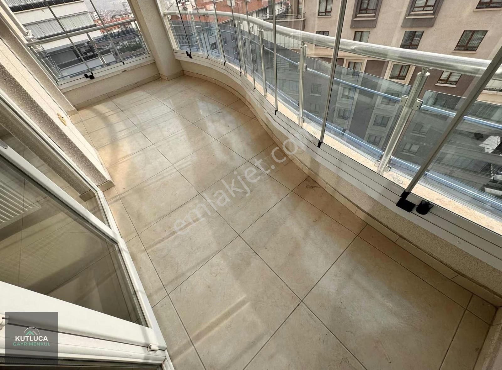 Şehir Hastanesi Yakını Site İçi 4+1 180 M² Vadi Manzarlı E.banyo - Görsel 12