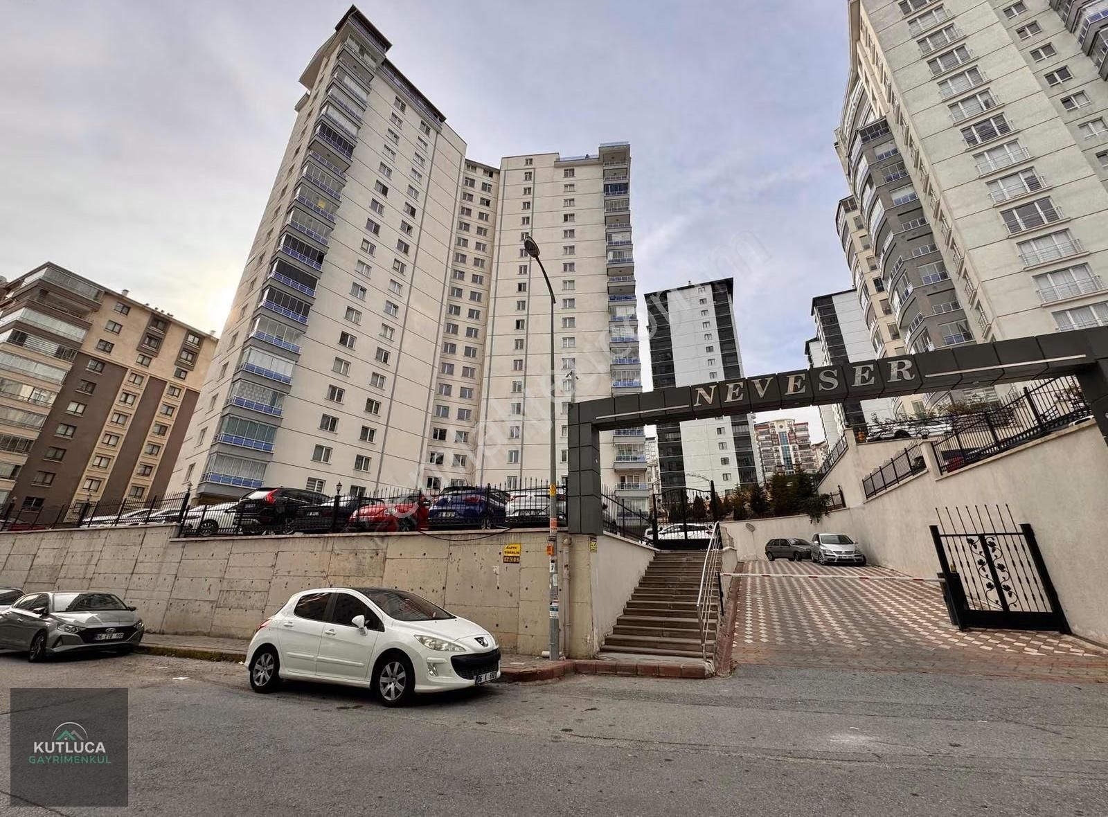 Şehir Hastanesi Yakını Site İçi 4+1 180 M² Vadi Manzarlı E.banyo
