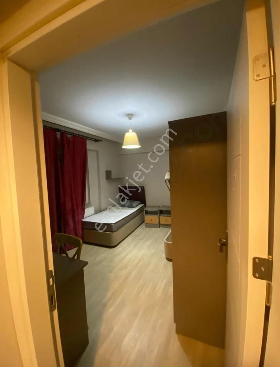 Üniversiteye Kapı Komşusu 1+1 Eşyalı Satılık Daire - Görsel 7