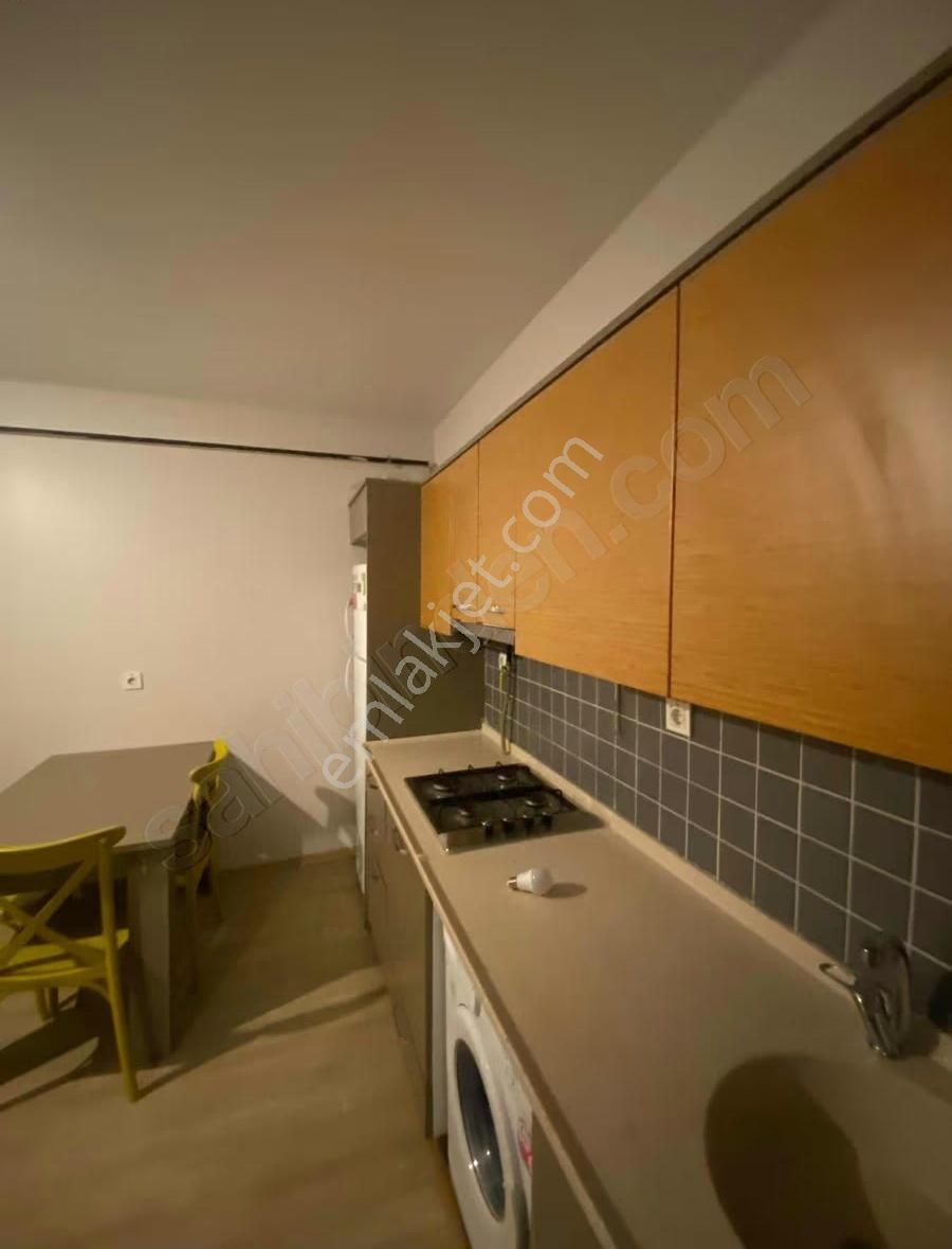 Üniversiteye Kapı Komşusu 1+1 Eşyalı Satılık Daire - Görsel 2