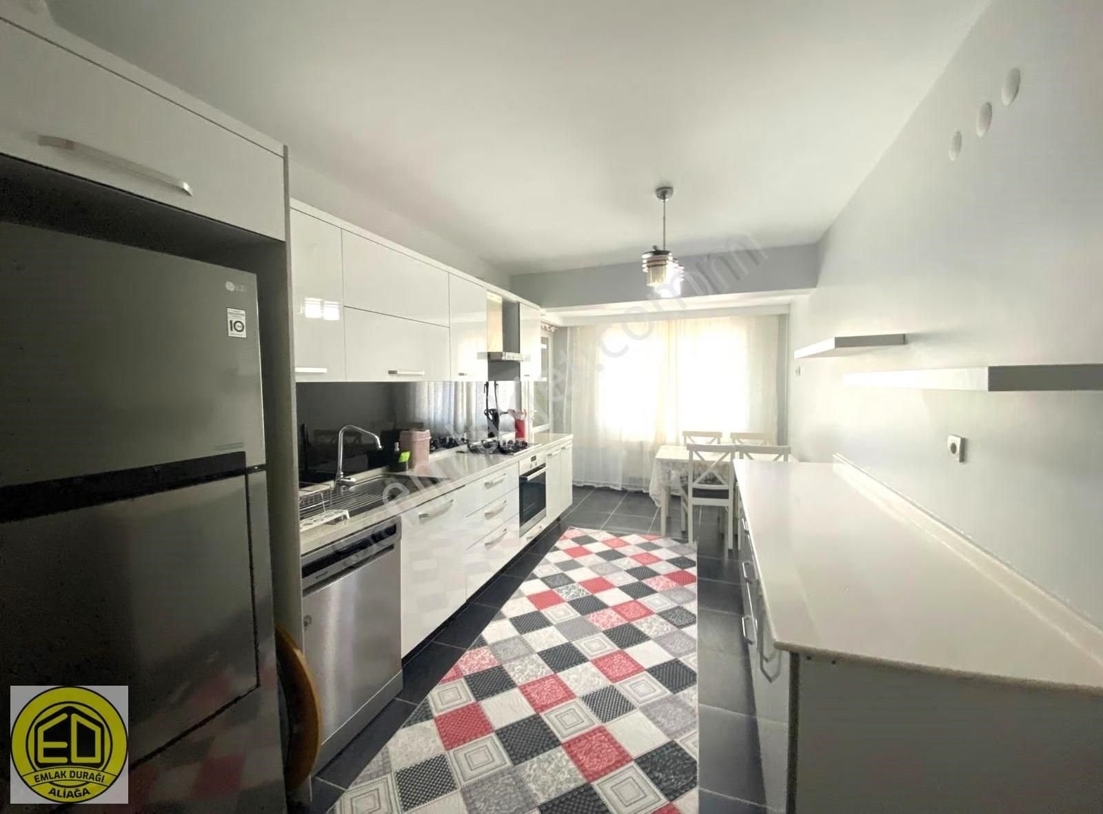 Sultan Sitesi 3+1 Lüks Eşyalı Deniz Manzaralı Daire - Görsel 17