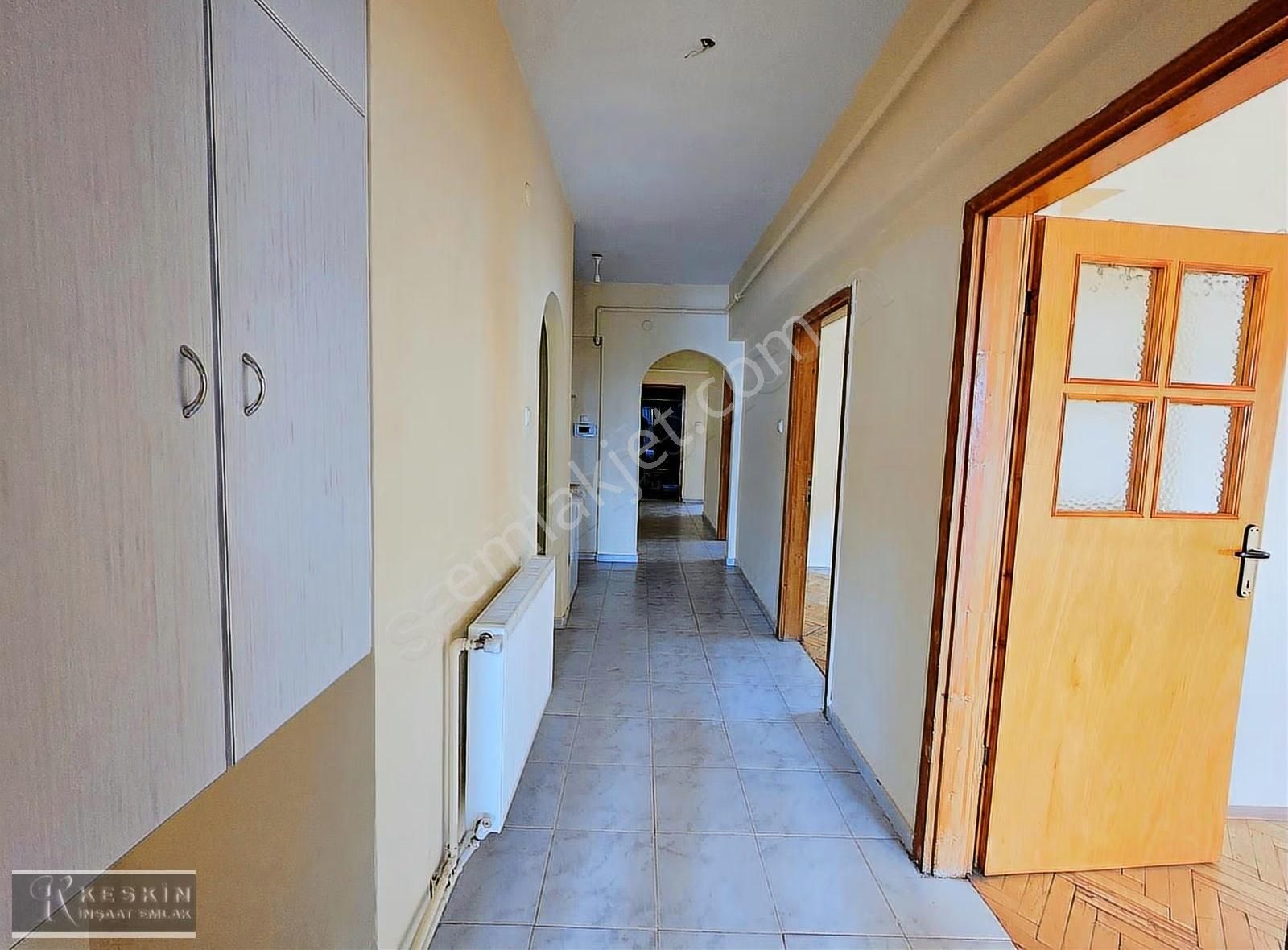 Keçiören Egitim Araştırma Hastane Karşısında 2.kat 3+1 Kiralık - Görsel 2