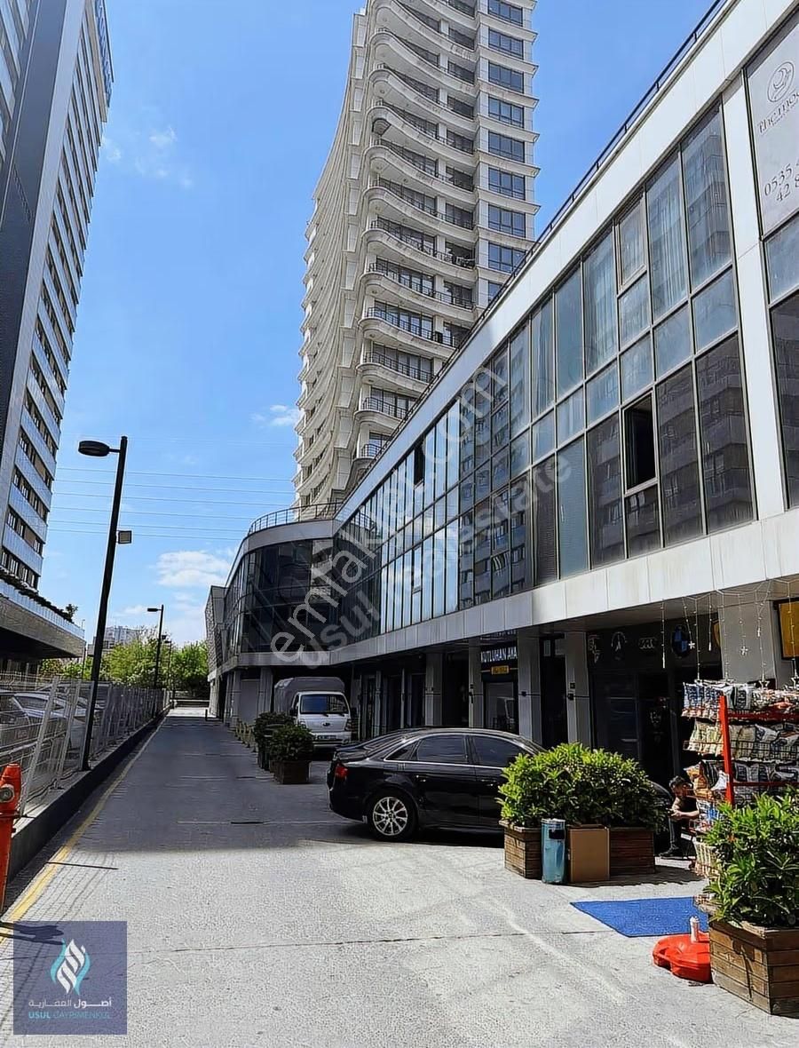 Yatırım Fırsatı ,bağcılar Güneşli'de 38m2 Satılık Dükkan