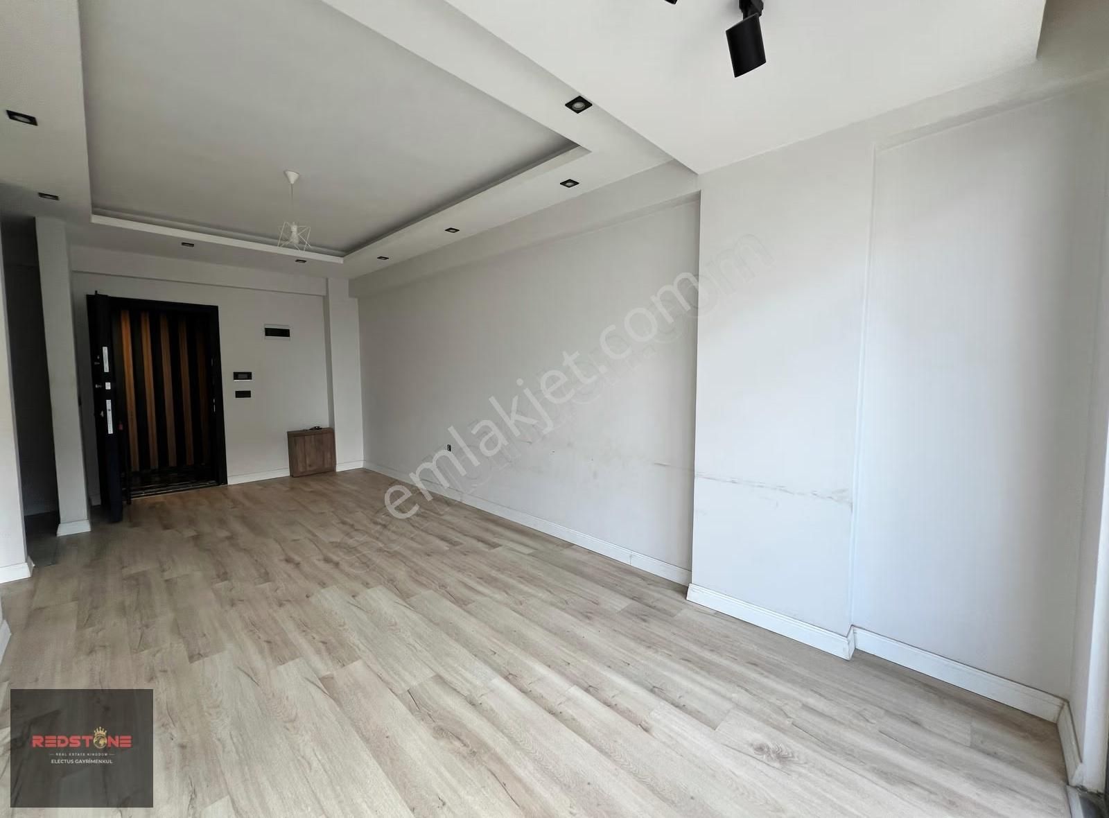 Redstone'dan Uysal Boulevard'da Satılık 1+1 Daire - Görsel 3