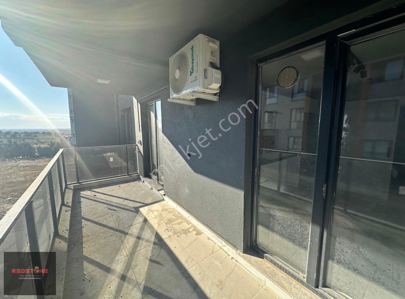 Redstone Electus'tan Uysal Nüans Cadde'de Satılık 2+1 Lüx Daire - Görsel 6