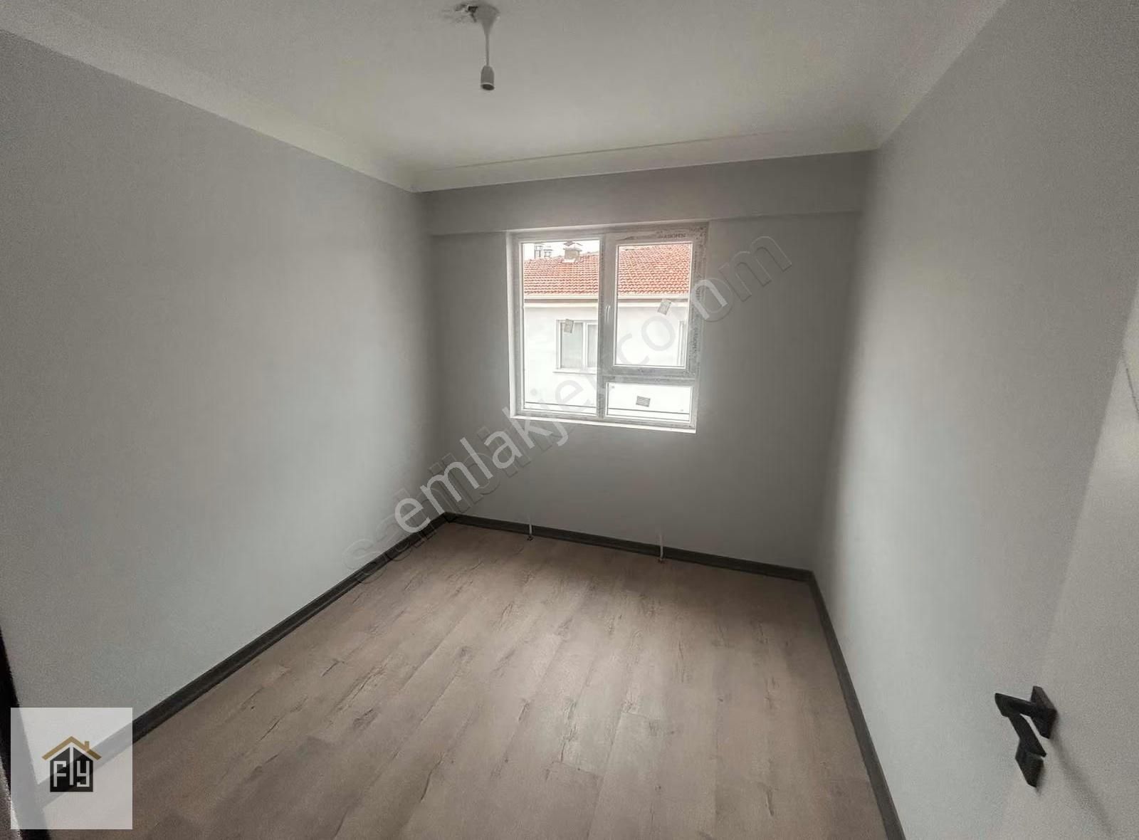 F&y Emlaktan Küllüye Yakını Sıfır Ultra Geniş 3+1 3 Kat Daire - Görsel 10