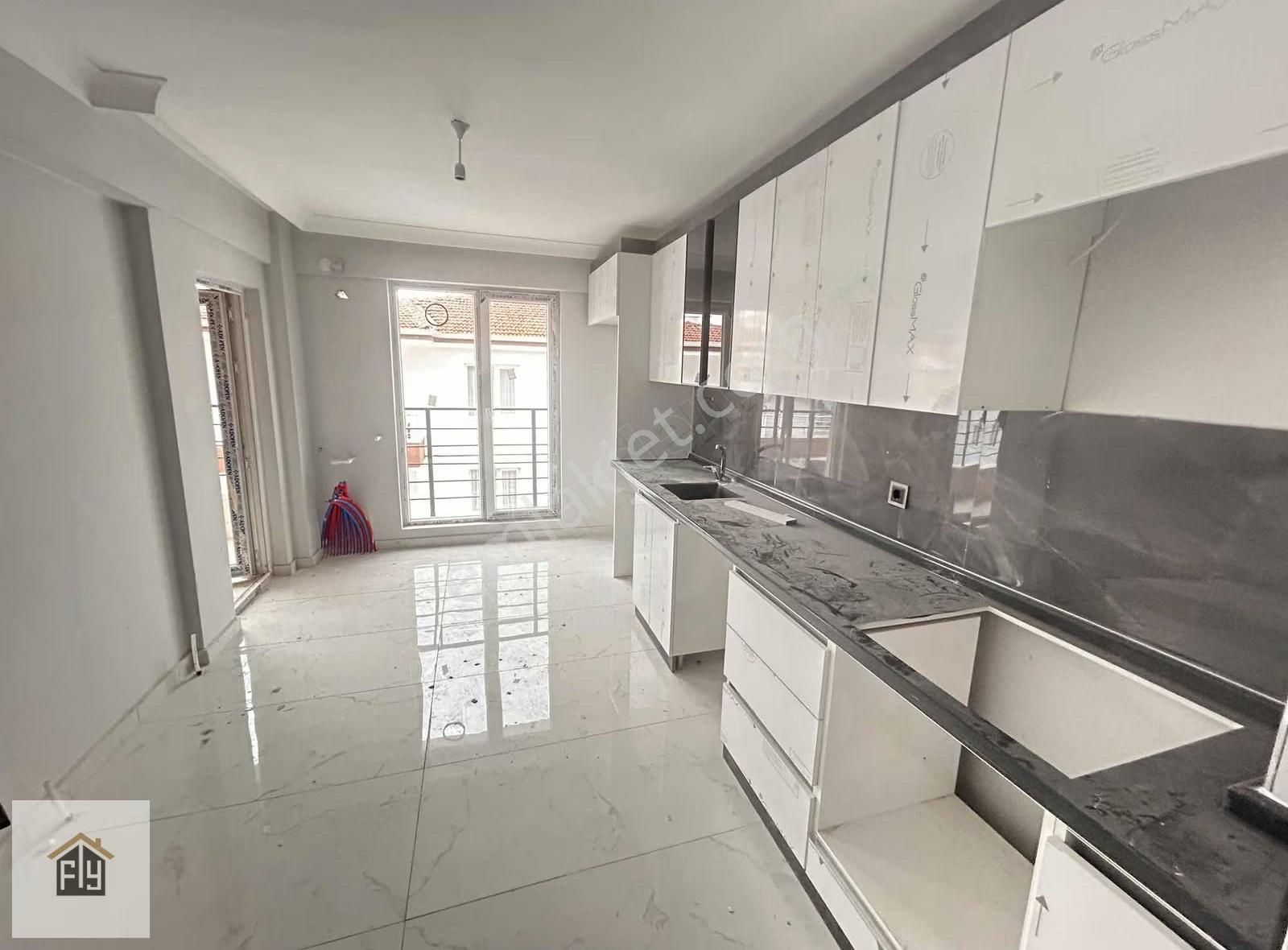 F&y Emlaktan Küllüye Yakını Sıfır Ultra Geniş 3+1 3 Kat Daire - Görsel 20