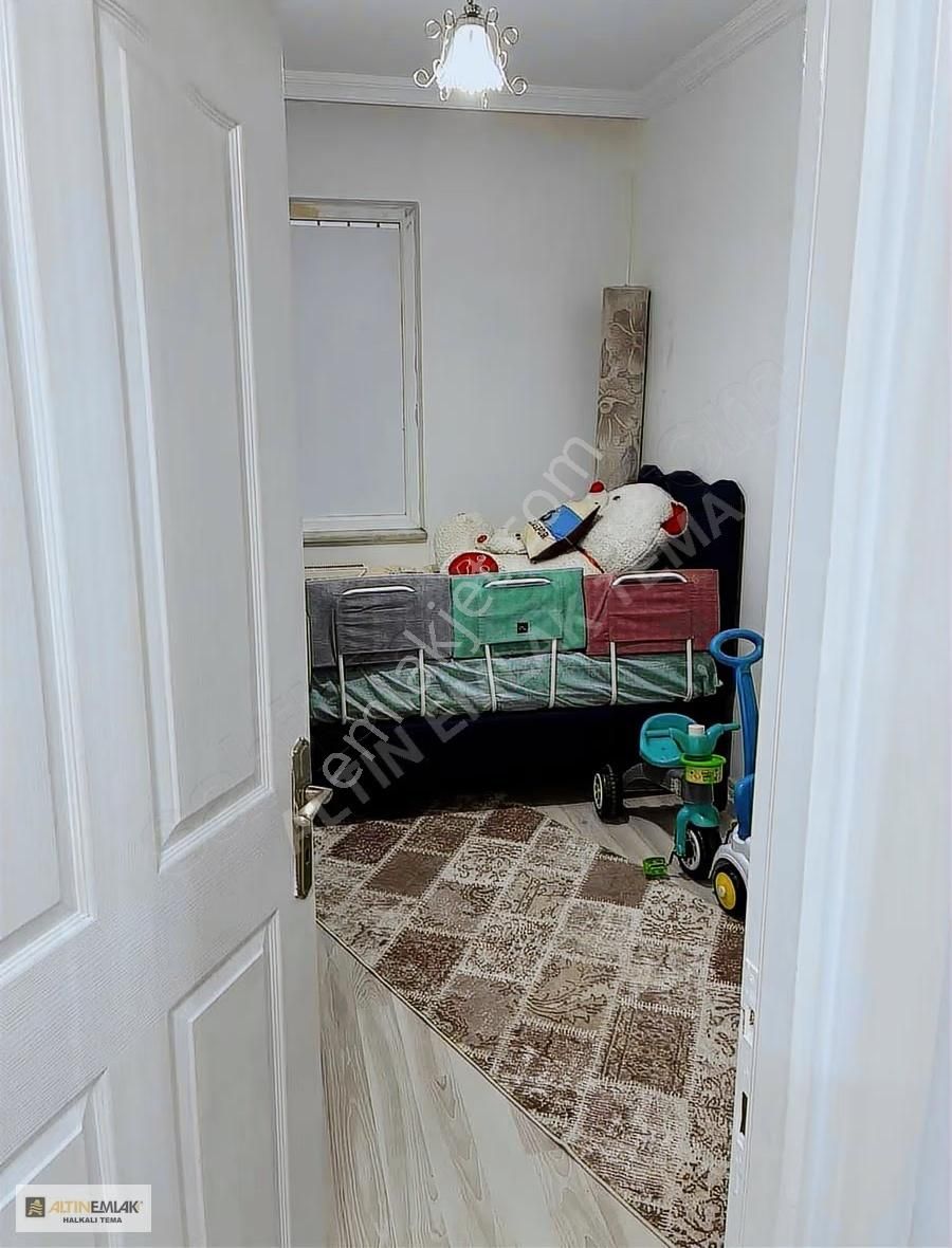 Halkalı Mah Karaca Sitesi 2+1 100 M2 Boş Satılık Daire - Görsel 4