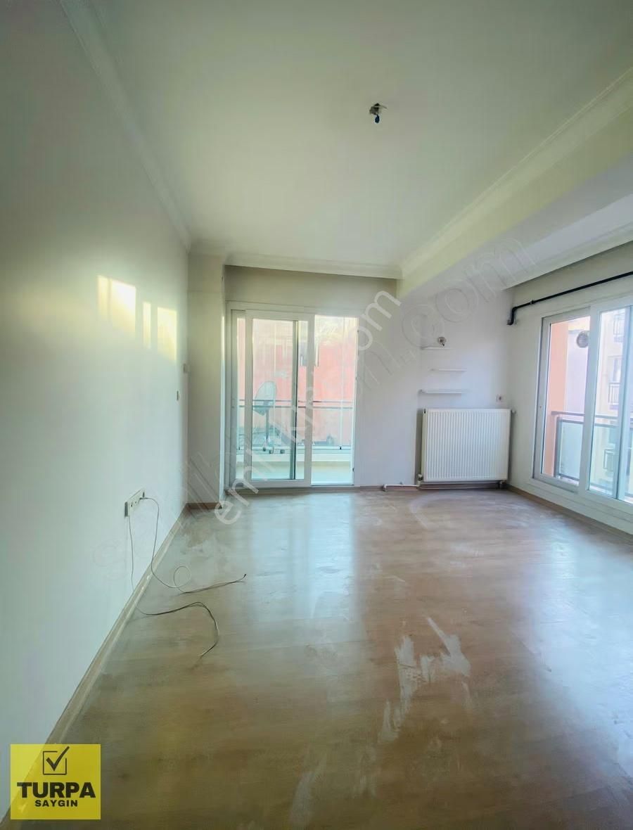 Metin Oktay Mah'de Hale Past. Ve Göztepe Metro 5 Dk. D.gazlı 1+1 - Görsel 2