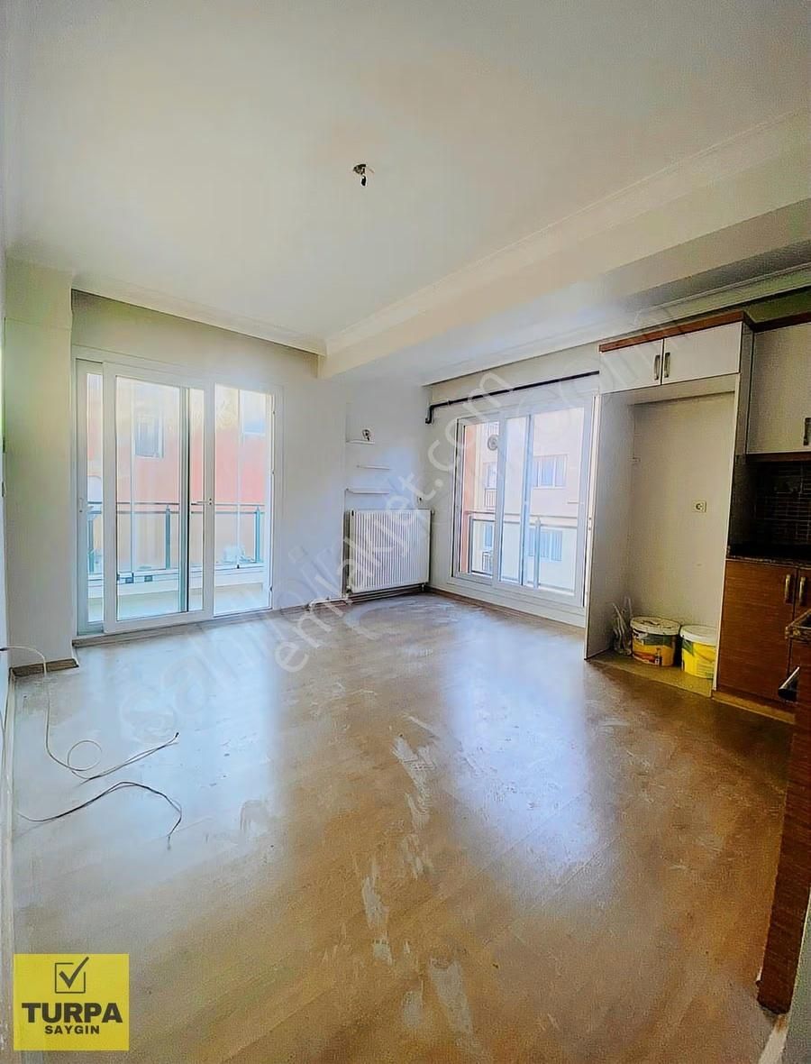 Metin Oktay Mah'de Hale Past. Ve Göztepe Metro 5 Dk. D.gazlı 1+1 - Görsel 4