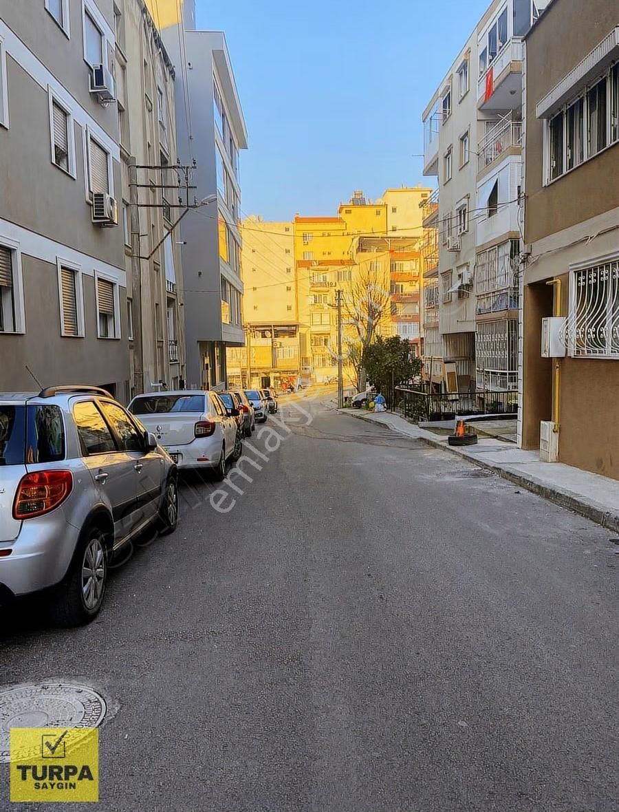 Metin Oktay Mah'de Hale Past. Ve Göztepe Metro 5 Dk. D.gazlı 1+1 - Görsel 7