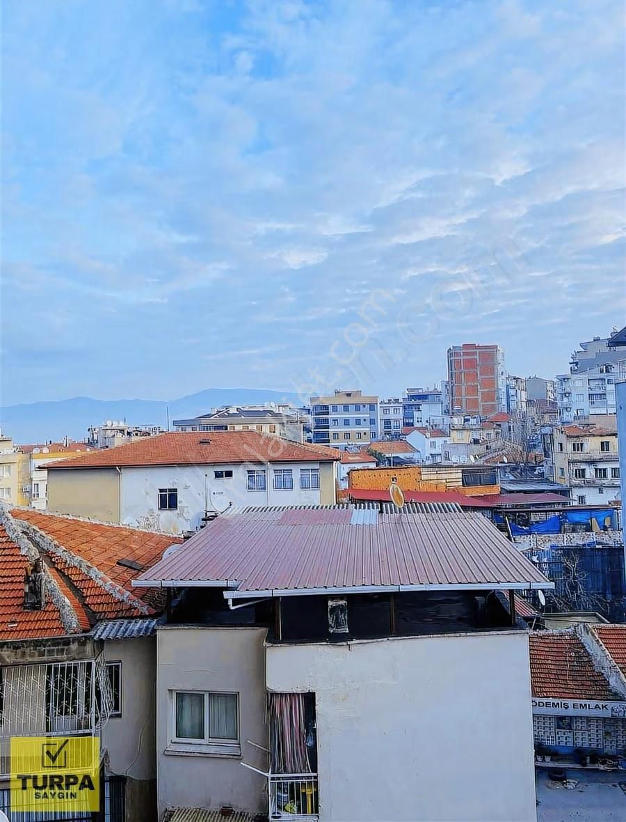 İzmirpark Ve Egepol 5 Dk Mesafeli Asansör Ve D.gazlı Eşyalı 2+1 - Görsel 15