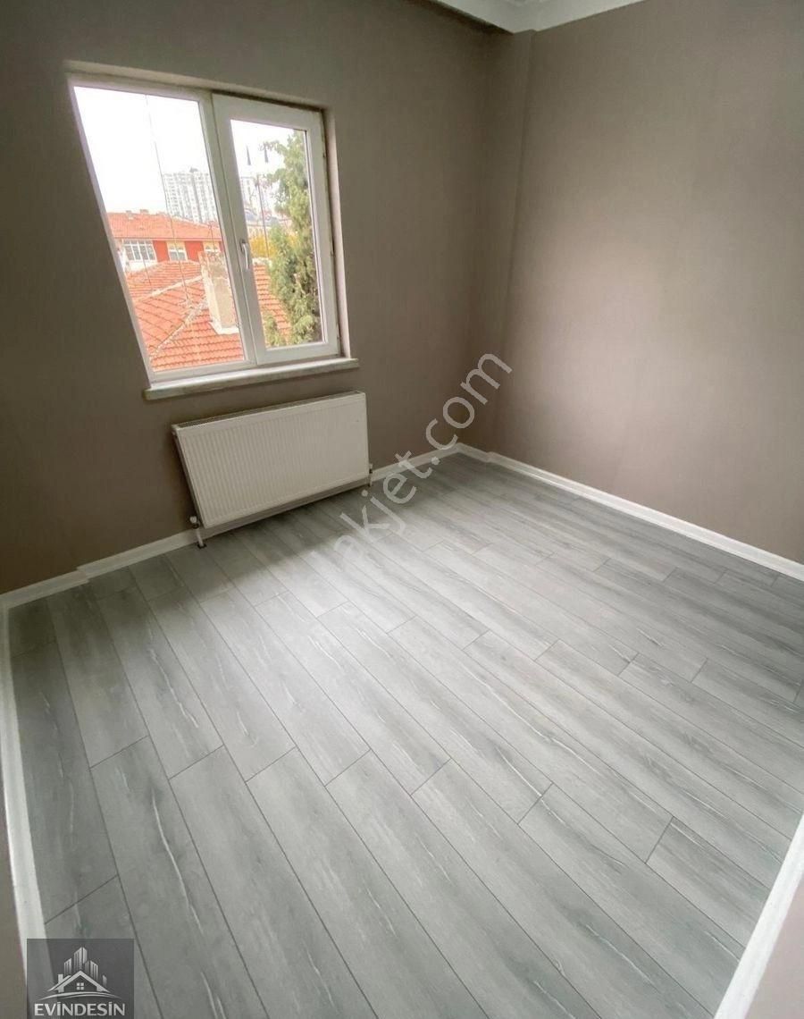 Bağlarbaşı Mah A'dan Z'ye Tesisatına Kadar Yenilenmiş Metro Dibi Kiralık 3+1 - Görsel 10