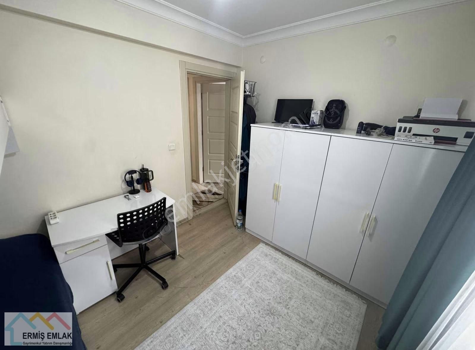 Satılık 3 Cepheli 3+1 Geniş Daire - Görsel 3