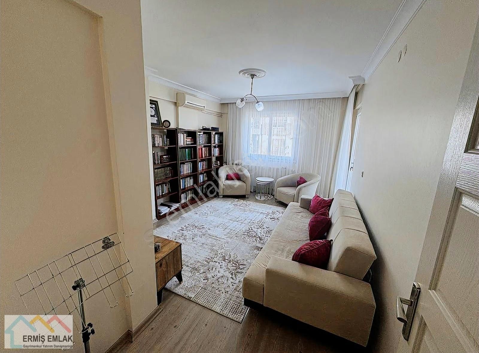 Satılık 3 Cepheli 3+1 Geniş Daire - Görsel 6